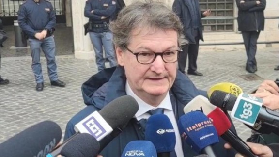 14fca98e b981 3e4c b6e1 edb6ec9fdfe3