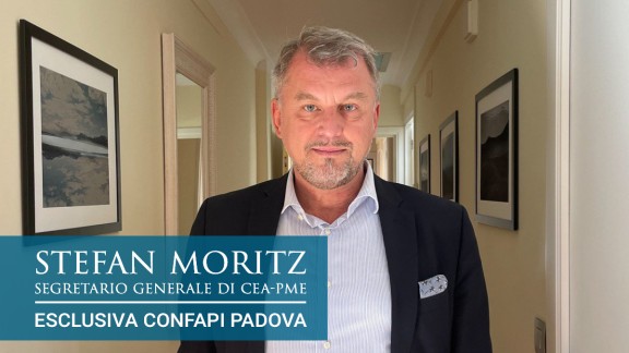 4c8db04a 232d 6a1a fb21 484a47ff7b6f