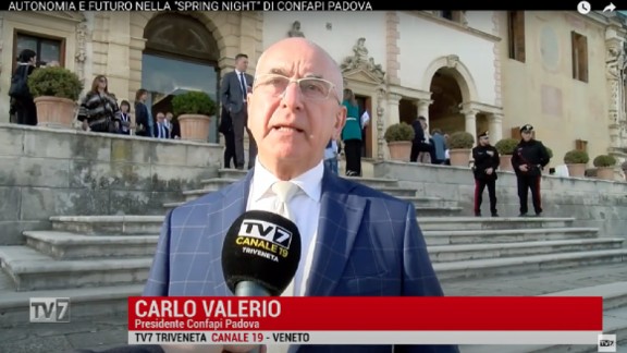 7ae973ce caa5 5fa5 4159 262dfd9ea46b