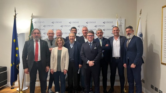 Immagine WhatsApp 2025 04 09 ore 16.36.18 dc8a86e6