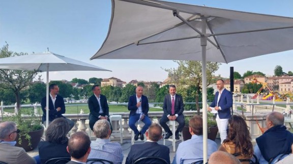 Jm6hwsw4iwpSt9oKRbBb detail