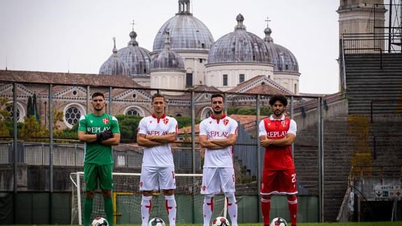 Macron Padova 2021 2022 1708