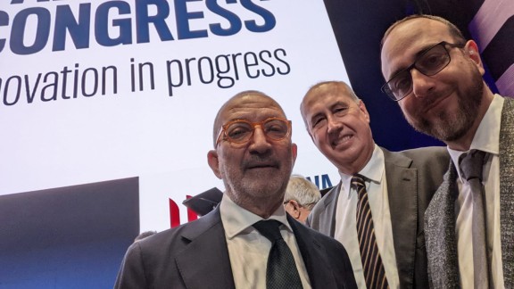 PHOTO 2022 04 07 14 27 36