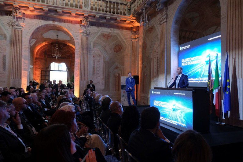Trevisan_palco-v2.JPG