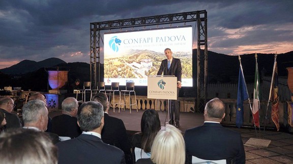 b1aefb40 074d 296e a6c1 aa15c8ffdf79