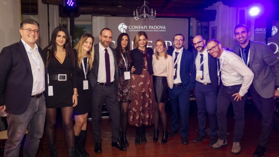 bee8b4cb 6b29 094a 8536 193a4c704f0b