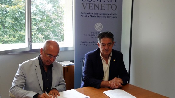 20170726FirmaValeriosinPalasgodx