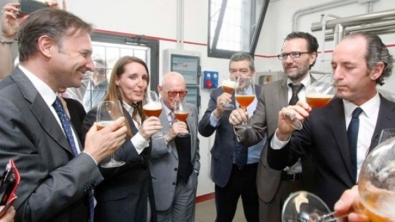 Bitonci Zaia brindisi