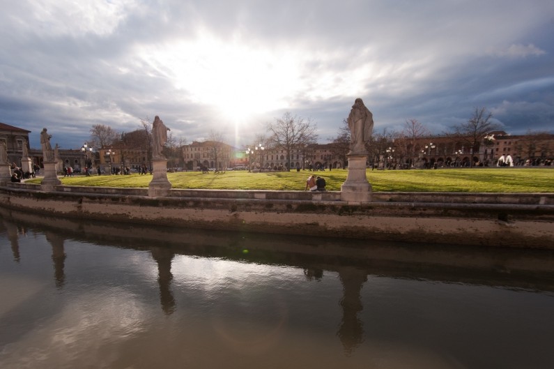 Prato-della-Valle.jpg