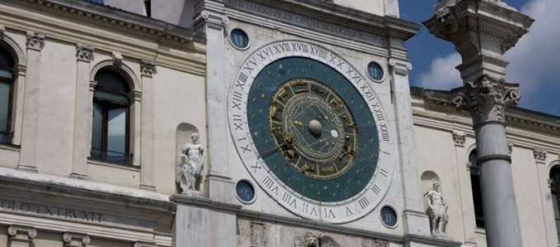 orologio-piazza-signori-2.jpg