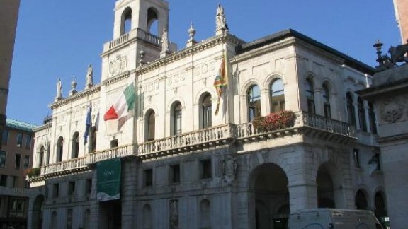 palazzo moroni sede municipio